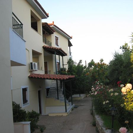 Niki Apartments Chrani Extérieur photo